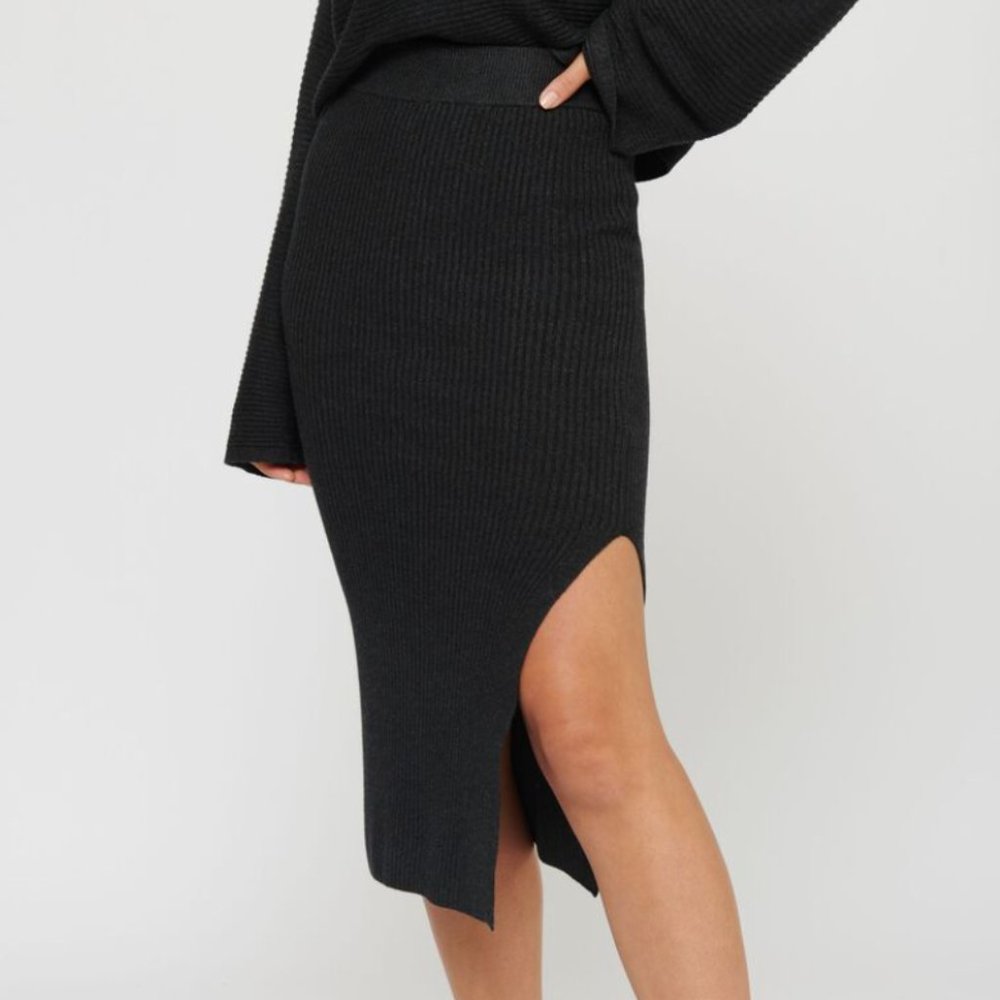 Yarn Mid Skirt